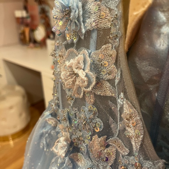 Sherri Hill Embellished Sparkly Blue Prom/Ballgown Dress - Picture 12 of 16